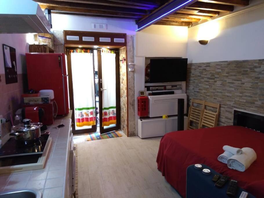 La Casita De Ely Apartment Syracuse Exterior photo