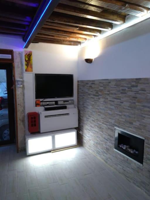 La Casita De Ely Apartment Syracuse Exterior photo